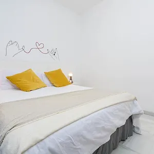 https://wintowinrentals-coqueto-apartamento-en-el-centro-de-malaga.1costadelsol.com