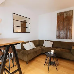 https://apartement-casa-riad-with-big-patio.hotelsinnerja.org